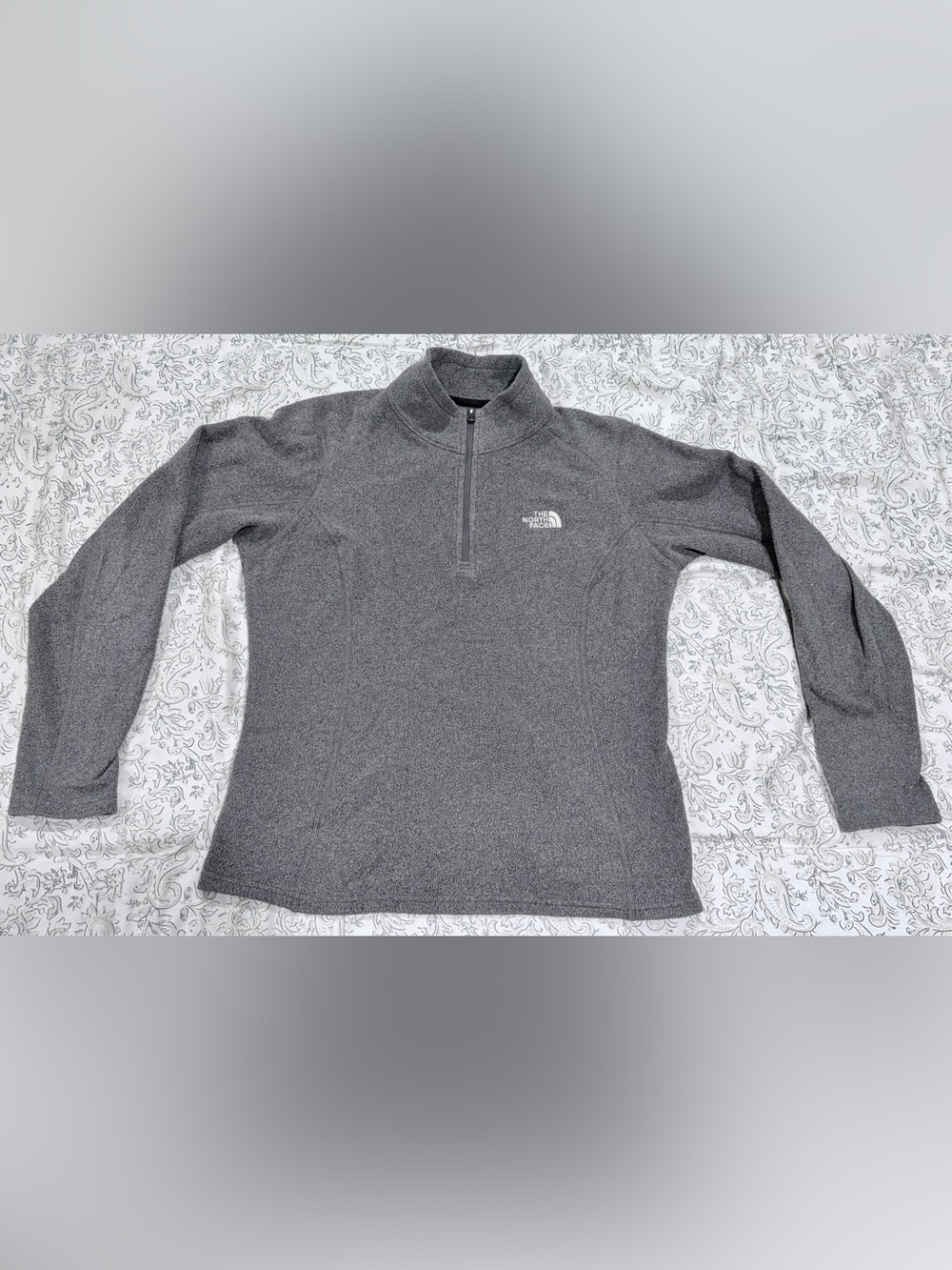 The North Face Men's Gray Quarter-Zip Fleece Pullover